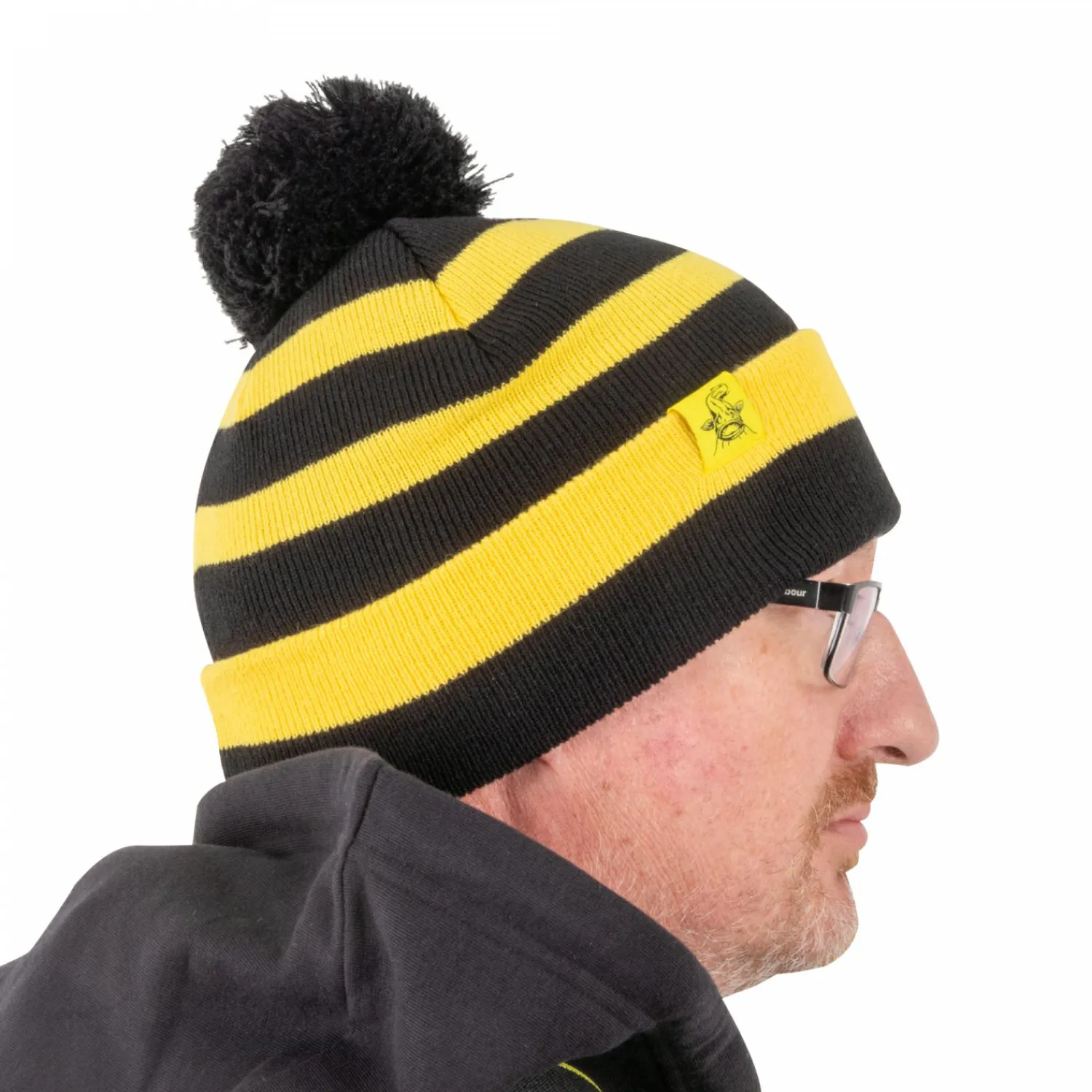 Black Cat Bobble Hat (Black/Yellow)< Anglerhüte & Anglermützen