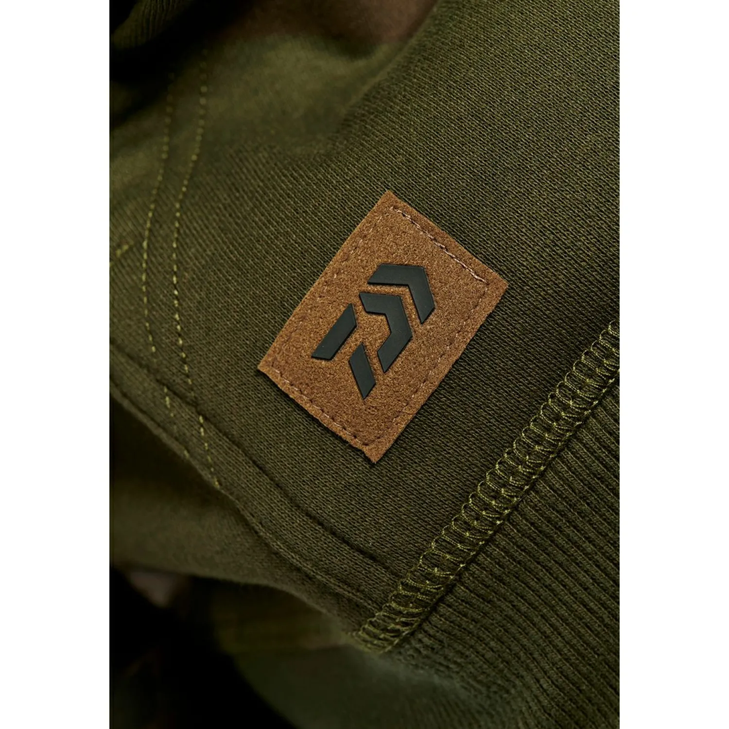 Daiwa Camo Hoodie< Angelpullover & -Strickjacken