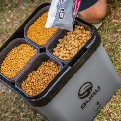 Guru Plus 4 System (17 l)< Angelkoffer & Angelboxen ·Futtereimer