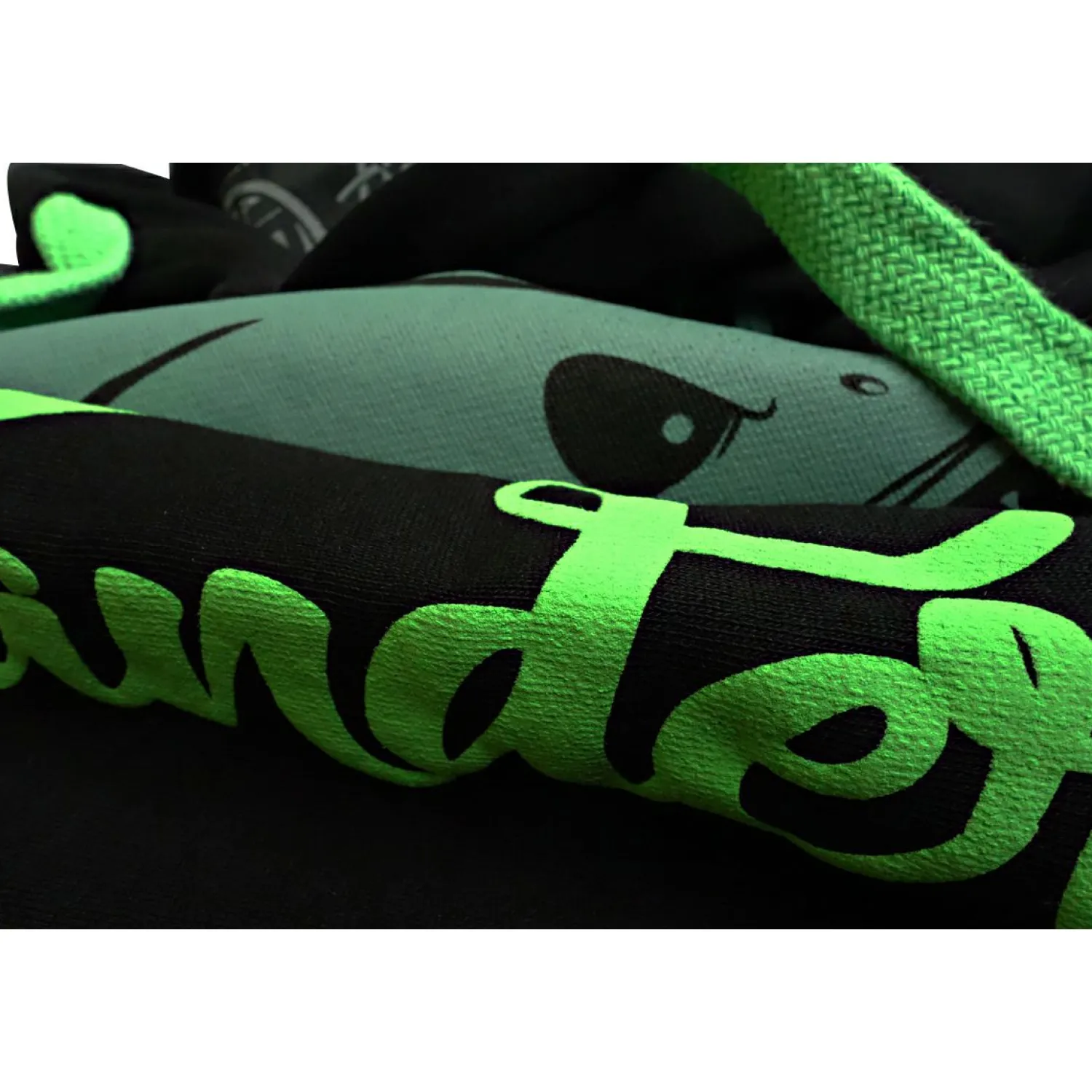 Fishing Mania Zander Hoodie Herren (Black) Angelpullover & -Strickjacken