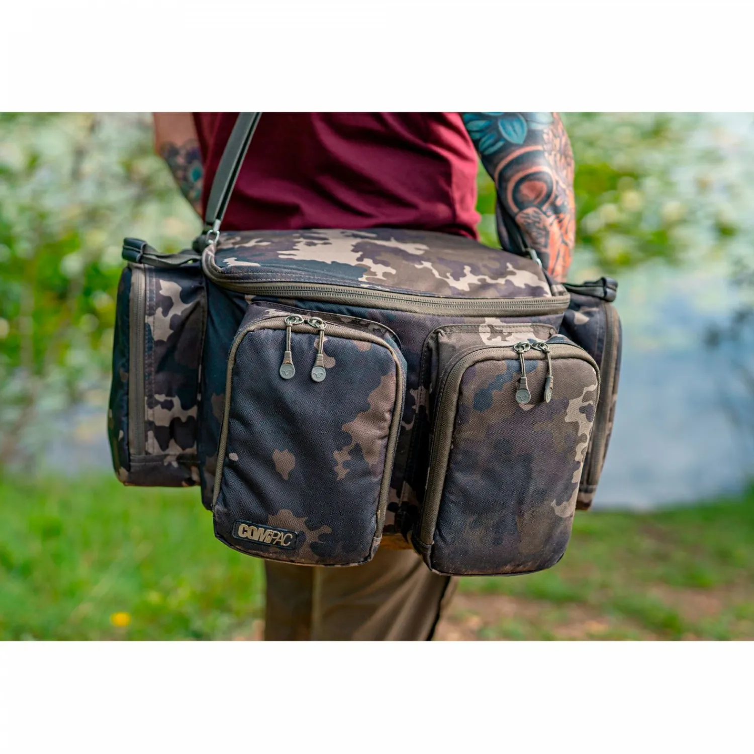 Korda Compac Carryall Dark Kamo X-Large< Angeltaschen ·Allroundtaschen