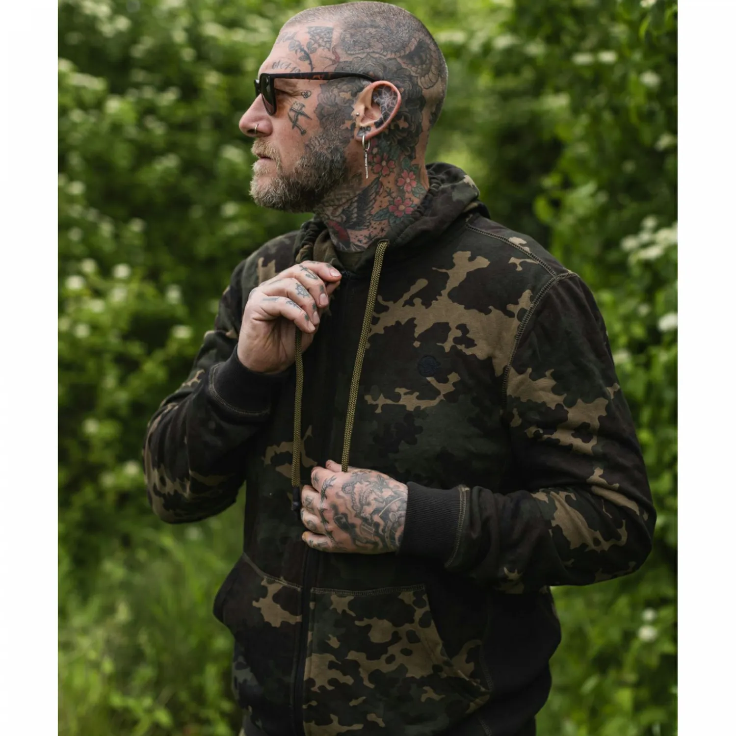 Korda Zip Hoodie Dark Kamo< Angelpullover & -Strickjacken