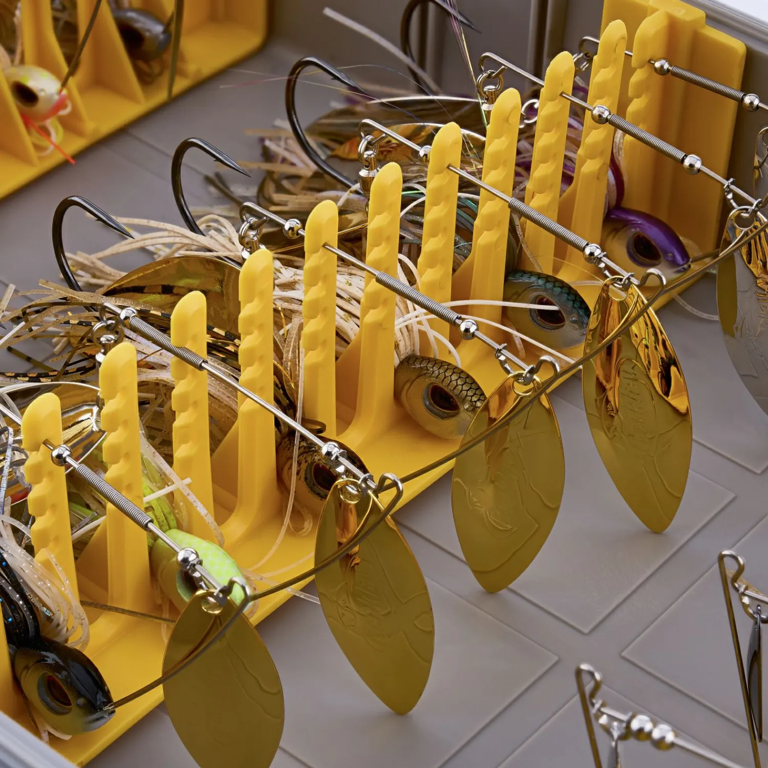 Hot Edge® 3700™ Spinner Bait Box Angelkoffer & Angelboxen ·Angelboxen