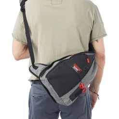 Shirasu Street Sling Bag< Angeltaschen ·Angel-Umhängetaschen