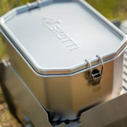 Skotti Boks< Grillzubehör