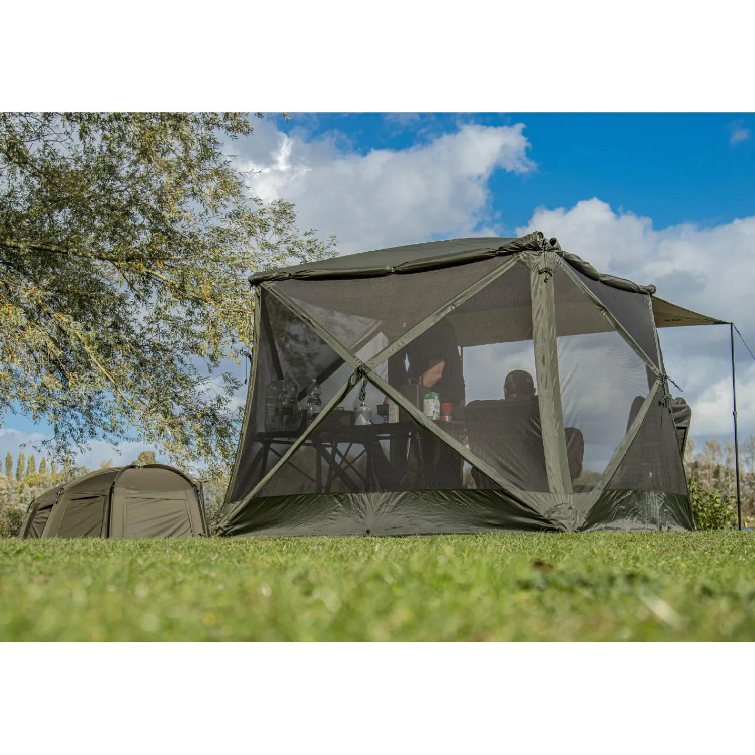 Solar Tackle Cube Shelter MKII< Angelschirme & Angelzelte|Angelschirme & Angelzelte