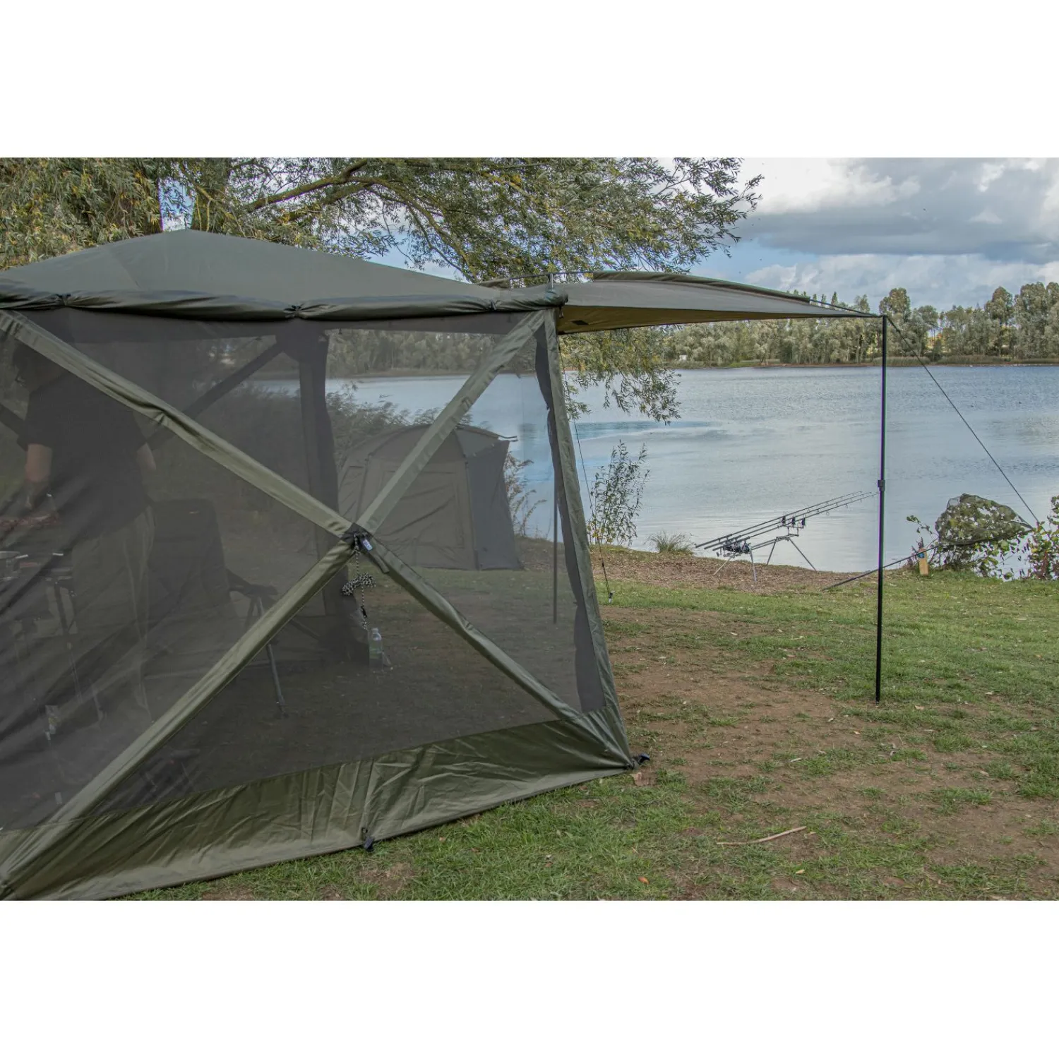 Solar Tackle Cube Shelter MKII< Angelschirme & Angelzelte|Angelschirme & Angelzelte